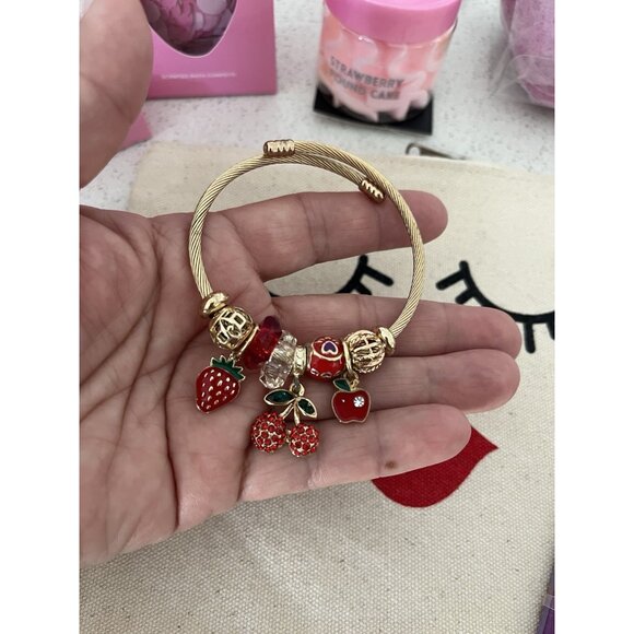 Strawberry Bath Body Bracelet Makeup Lashes Nails Tools Cosmetic Bag Set Bundle - Picture 8 of 11